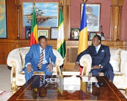 N'Djamena : Un huit-clos Déby-Yayi-Diarra N'Djamena : Un huit-clos Déby-Yayi-Diarra