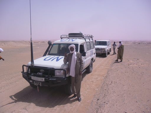 Ahmat Yacoub lors d'une mission Mediature de la République/ONU dans le désert du Tchad