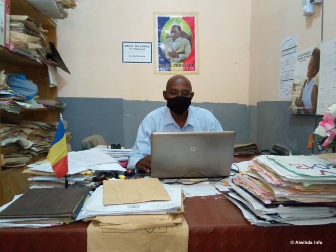 Le chef de service des examens et concours à l'Inspection départementale de l'éducation nationale et de la promotion civique de Ouara, Abdellatif Ben Ali Ousmane. © Abba Issa/Alwihda Info