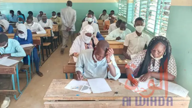 Tchad - baccalauréat : des épreuves de seconde session dans la sérénité à Goz Beida. © Mahamat Issa Gadaya/Alwihda Info