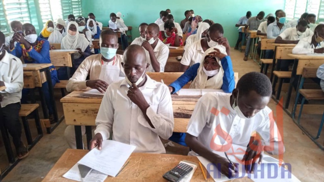 Tchad - baccalauréat : des épreuves de seconde session dans la sérénité à Goz Beida. © Mahamat Issa Gadaya/Alwihda Info