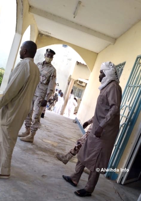 Tchad - jugement pour évasion : des armes confisquées dont un Famas Tchad - jugement pour évasion : des armes confisquées dont un Famas