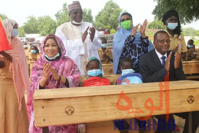 Tchad : la Fondation Grand Coeur remet 23.000 tables-bancs et 37.000 kits scolaires pour la rentrée