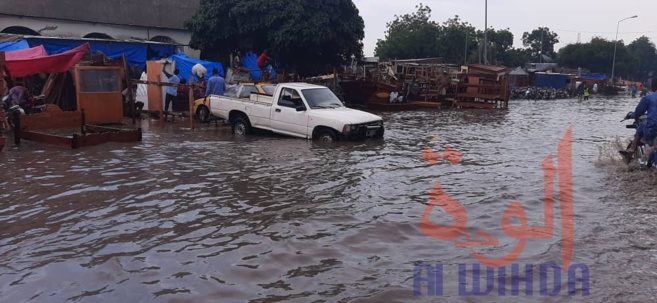 Tchad : des commerces impactés par les inondations au marché à Mil de N'Djamena Tchad : des commerces impactés par les inondations au marché à Mil de N'Djamena