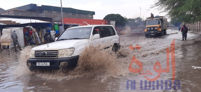 Tchad : des commerces impactés par les inondations au marché à Mil de N'Djamena Tchad : des commerces impactés par les inondations au marché à Mil de N'Djamena