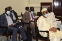 Tchad : l'intrigante imprimante qui a coûté 900 millions Fcfa et n'a jamais été utilisée Tchad : l'intrigante imprimante qui a coûté 900 millions Fcfa et n'a jamais été utilisée