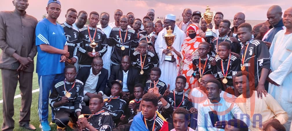 Tchad : l'équipe Al Abbassia, vainqueur du championnat U15, accueillie triomphalement à Abéché