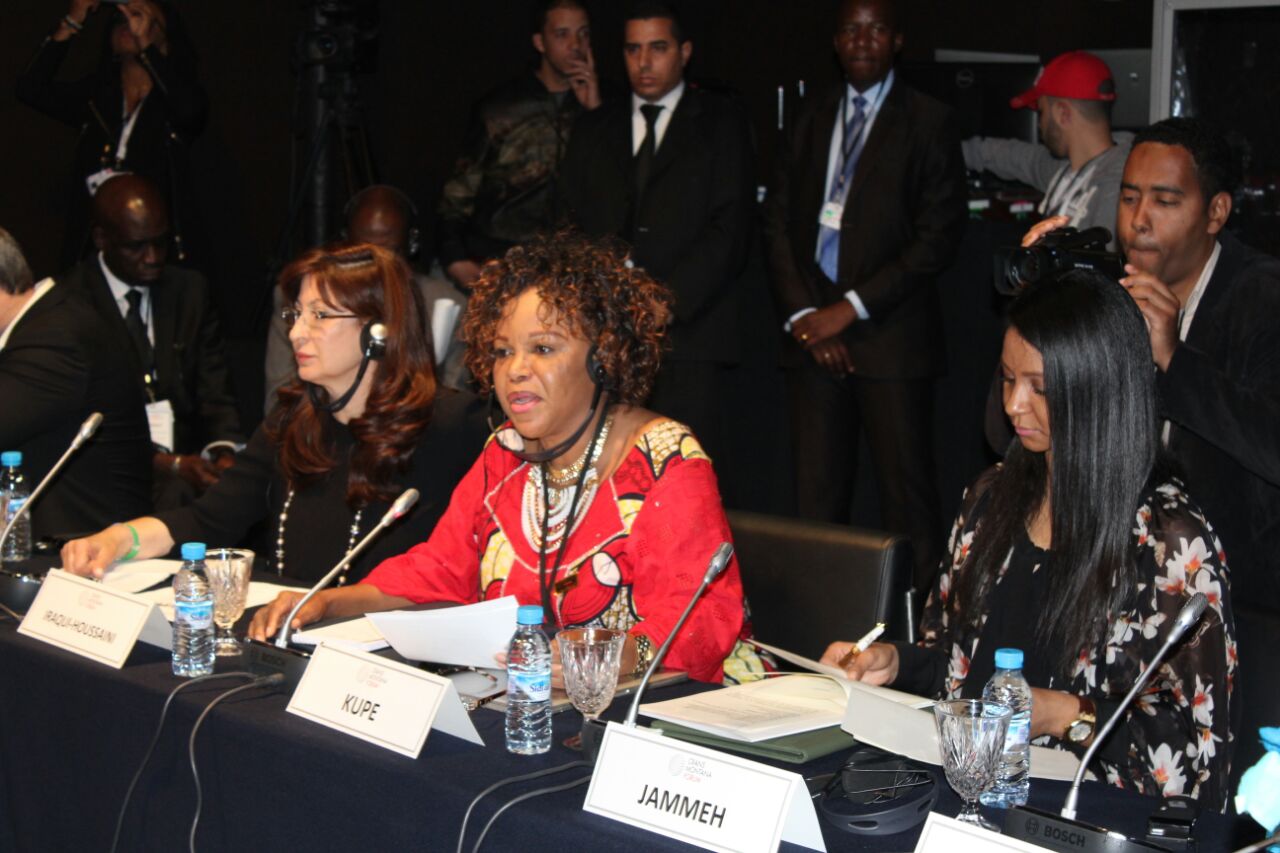 Unknown-40 Unknown-40