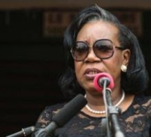Centrafrique:La présidente Samba Panza, figurante dans la crise centrafricaine Centrafrique:La présidente Samba Panza, figurante dans la crise centrafricaine