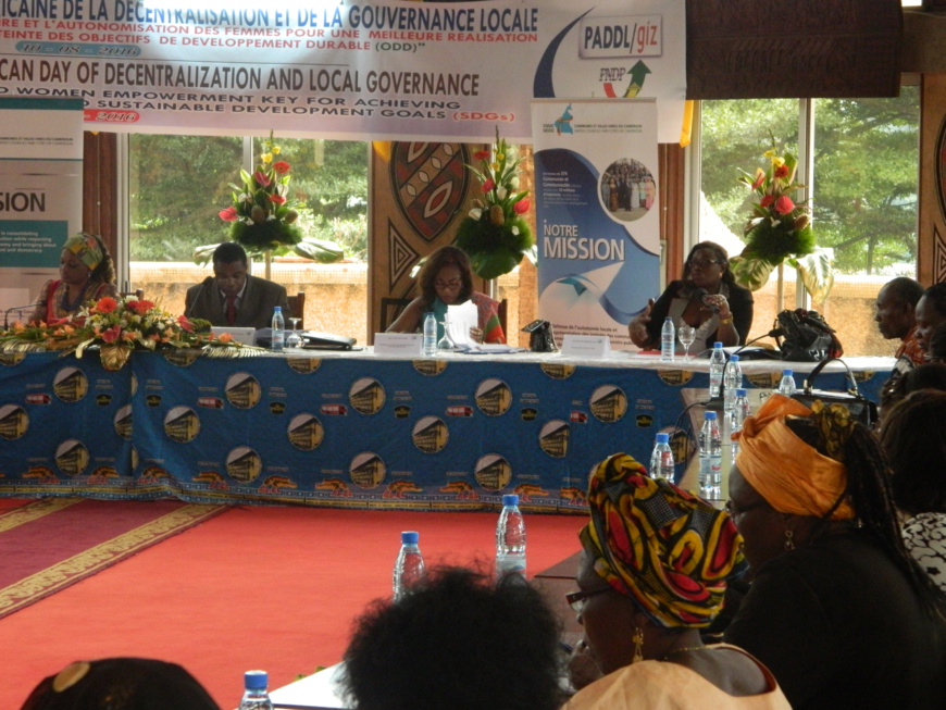 L’autonomisation des femmes est un atout pour éradiquer la pauvreté et la faim. L’autonomisation des femmes est un atout pour éradiquer la pauvreté et la faim.