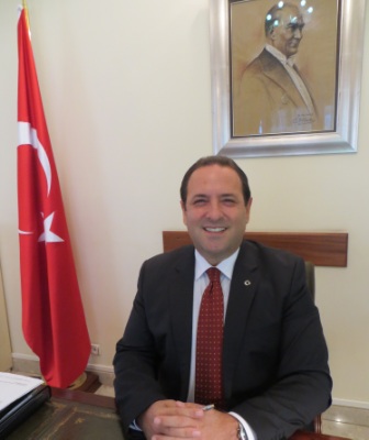 Murat Ülkü : “Nos économies sont complémentaires”. L’ambassadeur de Turquie au Cameroun revisite la coopération de plus en plus fructueuse entre son pays et le Cameroun.