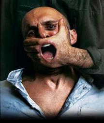 Les deux journalistes de l'Evénement condamnés à trois mois de prison avec sursis  pour "diffamation" Les deux journalistes de l'Evénement condamnés à trois mois de prison avec sursis  pour "diffamation"