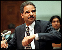 Barack Obama nomme un Afro-américain, noir à la tête de la justice américaine Barack Obama nomme un Afro-américain, noir à la tête de la justice américaine