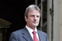 Bernard Kouchner en visite au Tchad et au Mali les 21 et 22 novembre 2008 Bernard Kouchner en visite au Tchad et au Mali les 21 et 22 novembre 2008