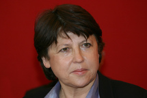 Présidence du PS : Martine Aubry élue... vote vivement contesté Présidence du PS : Martine Aubry élue... vote vivement contesté