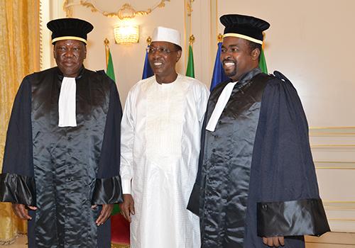 Tchad : Deux nouveaux membres de la Cour des comptes prêtent serment à la Présidence Tchad : Deux nouveaux membres de la Cour des comptes prêtent serment à la Présidence