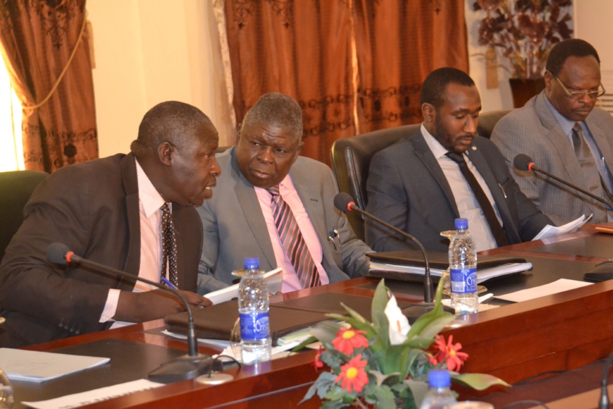 Le Premier Ministre a présidé la réunion du haut niveau sur la CotonTchad, société nouvelle. Le Premier Ministre a présidé la réunion du haut niveau sur la CotonTchad, société nouvelle.