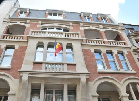 Tchad: Amin Abba Sidik, nouvel ambassadeur en France Tchad: Amin Abba Sidik, nouvel ambassadeur en France