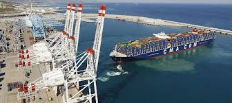 Tanger, la cosmopolite, se positionne en pôle économique majeur du Maroc Tanger, la cosmopolite, se positionne en pôle économique majeur du Maroc