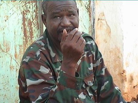 Tchad : Le colonel Hassaballah et son directeur de cabinet se règlent les comptes Tchad : Le colonel Hassaballah et son directeur de cabinet se règlent les comptes