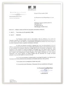 France: Un Tchadien demande à la police 1,5 million d'€uro pour réparation France: Un Tchadien demande à la police 1,5 million d'€uro pour réparation