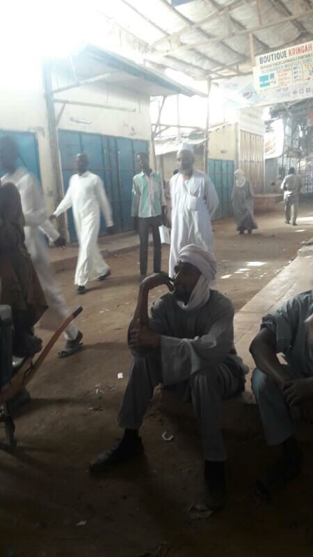Les commerces du marché de Mil de N'Djamena fermés. Alwihda Info/ Abderahman Hassan Les commerces du marché de Mil de N'Djamena fermés. Alwihda Info/ Abderahman Hassan