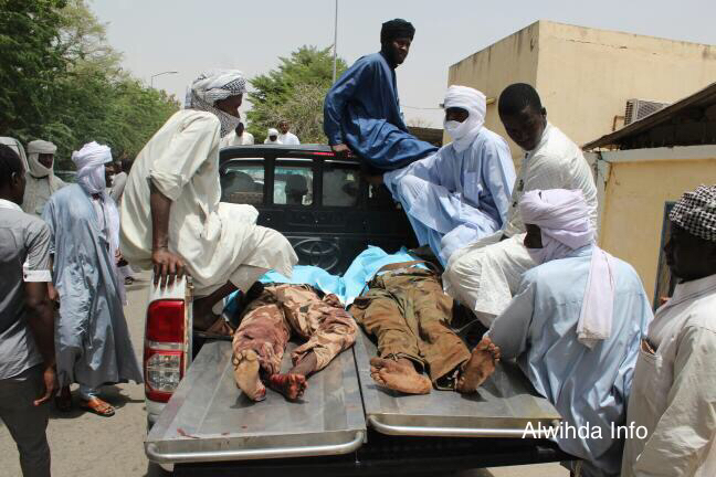 Tchad : Un convoi de détenus attaqué à l'arme de guerre, 12 morts dont deux militaires. Alwihda Info. Tchad : Un convoi de détenus attaqué à l'arme de guerre, 12 morts dont deux militaires. Alwihda Info.
