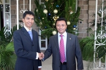 Andry Rajoelina et Marc Ravalomanana. Photo non daté.