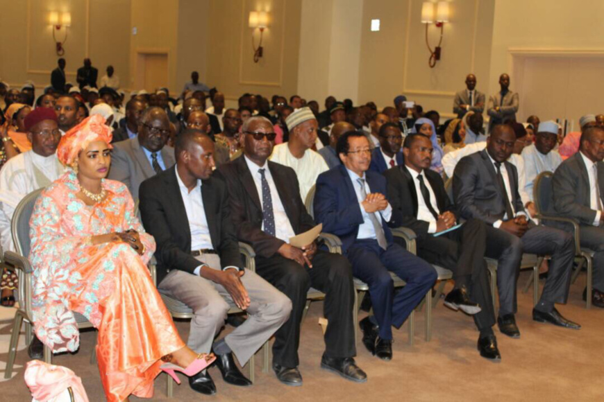 Tchad : "Je rêve de voir mon pays avoir sa propre compagnie aérienne", Zenaba Issa Oki Tchad : "Je rêve de voir mon pays avoir sa propre compagnie aérienne", Zenaba Issa Oki