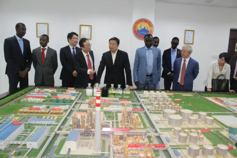 Tchad : Visite du vice-président Chinois à la Raffinerie de Djaramaya