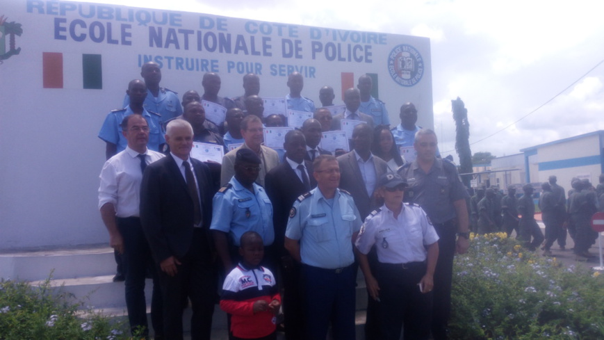 Côte d'Ivoire / Renforcement des capacités en police technique et scientifique : 15 formateurs-stagiaires reçoivent leurs parchemins