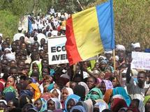 Tchad : Le président Idriss Déby et plus de 10.000 personnes dans les rues de N'Djaména