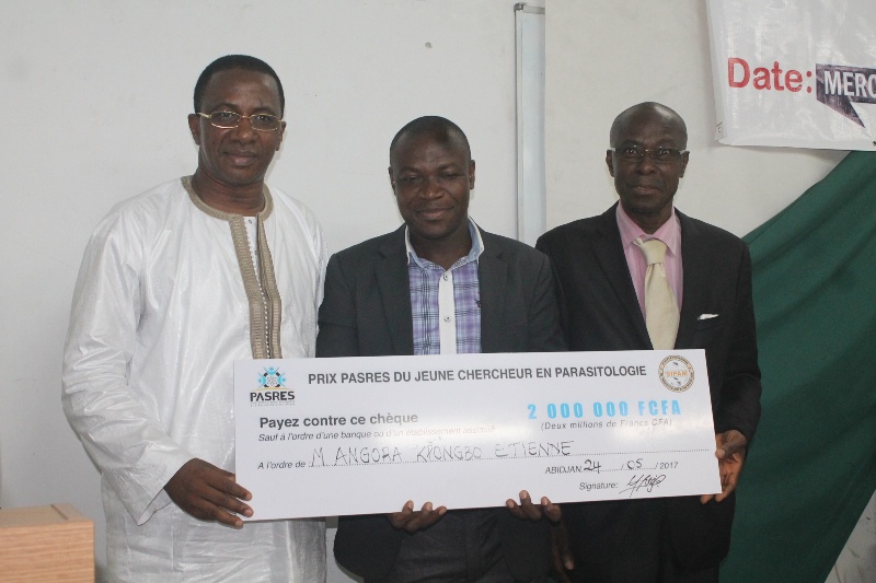 Côte d'Ivoire / Prix Pasres du jeune chercheur en parasitologie : Angora Etienne désigné lauréat de la première édition Côte d'Ivoire / Prix Pasres du jeune chercheur en parasitologie : Angora Etienne désigné lauréat de la première édition