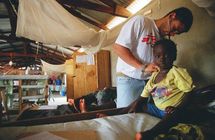 Tchad : deux employés de MSF "disparus" dans l'Est après une agression Tchad : deux employés de MSF "disparus" dans l'Est après une agression