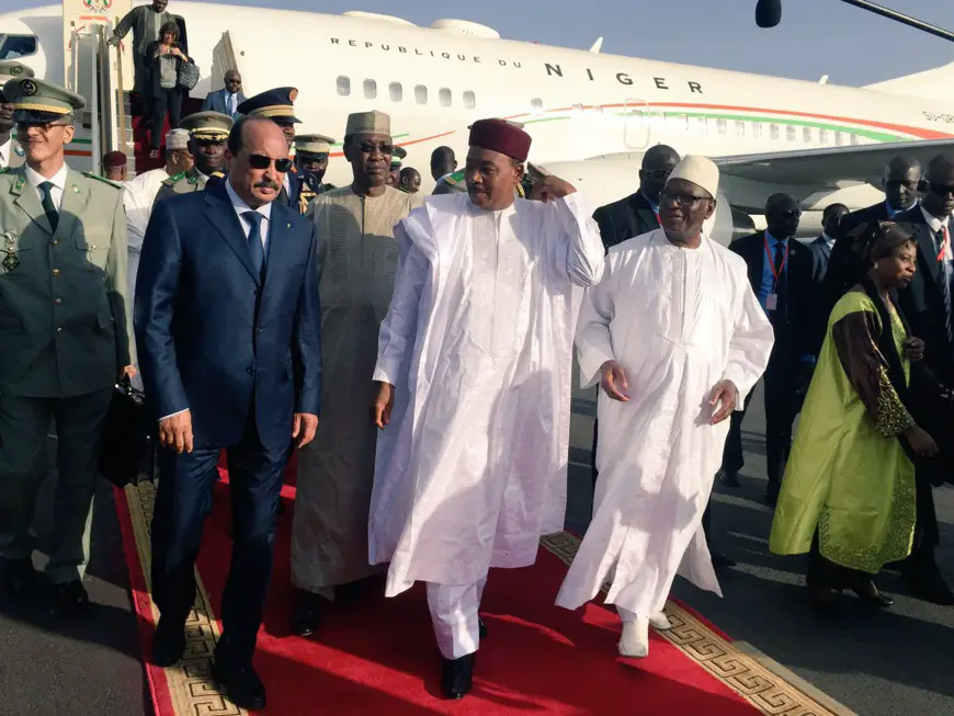 Mali : Idriss Déby va s'entretenir avec le Président français Emmanuel Macron