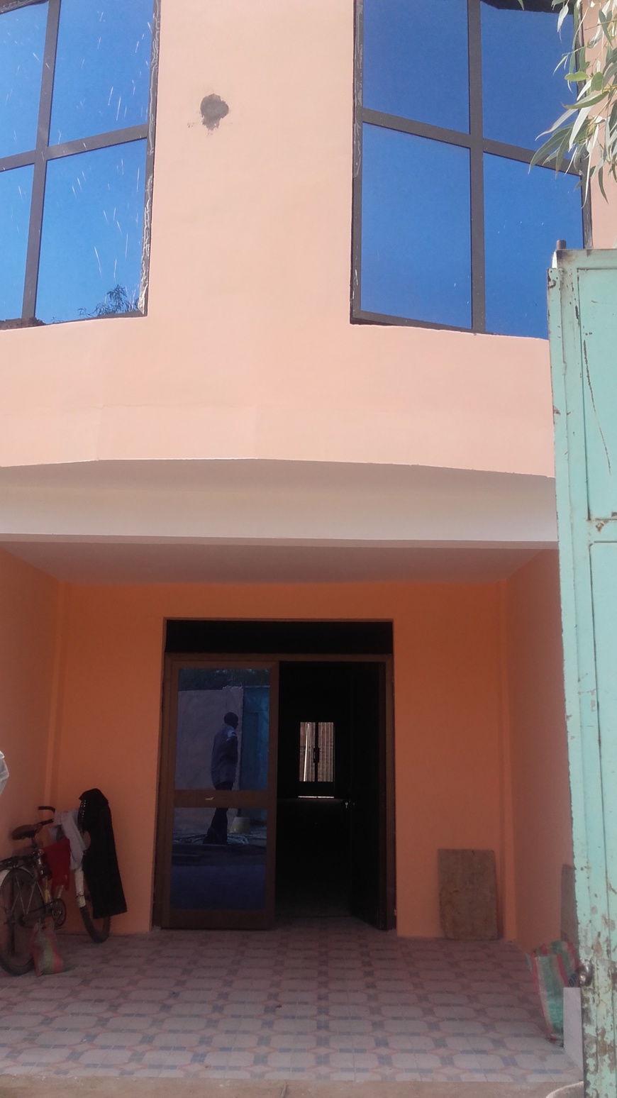TCHAD: A LOUER clinique neuve à N'Djamena