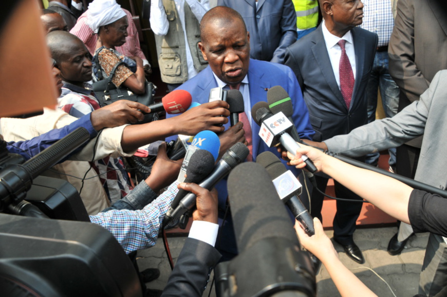 Henri Bouka devant la presse Henri Bouka devant la presse