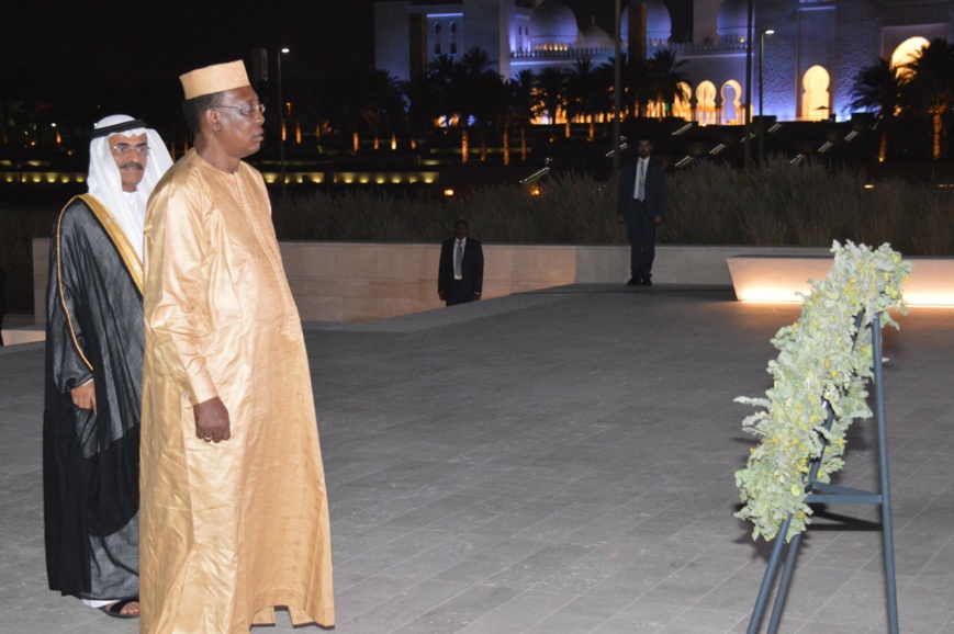 Le Tchad a rendu hommage aux 196 soldats émiratis tombés au Yémen. Le Tchad a rendu hommage aux 196 soldats émiratis tombés au Yémen.