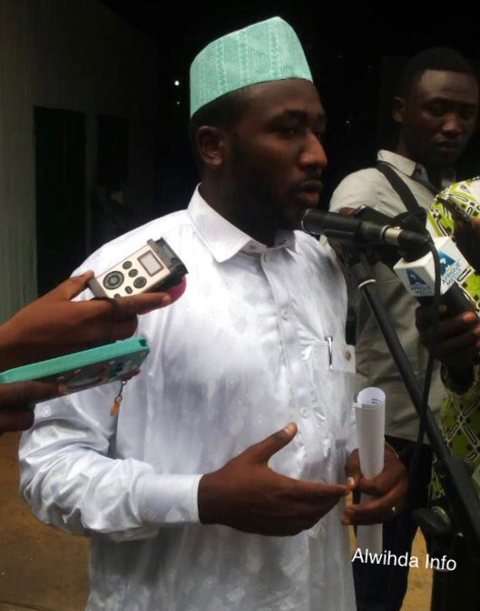 Le salon national du coton s'est ouvert aujourd'hui en présence du PDG sortant, Mahamat Saleh Ibni Oumar. Alwihda Info/A.B Le salon national du coton s'est ouvert aujourd'hui en présence du PDG sortant, Mahamat Saleh Ibni Oumar. Alwihda Info/A.B