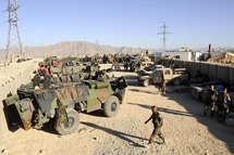 Tchad : L'armée française organise des manœuvres militaires au camp Adji Kosseï Tchad : L'armée française organise des manœuvres militaires au camp Adji Kosseï