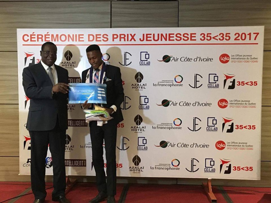 Michel Joseph remporte le Super Prix du Jeune Francophone de l’Année Michel Joseph remporte le Super Prix du Jeune Francophone de l’Année