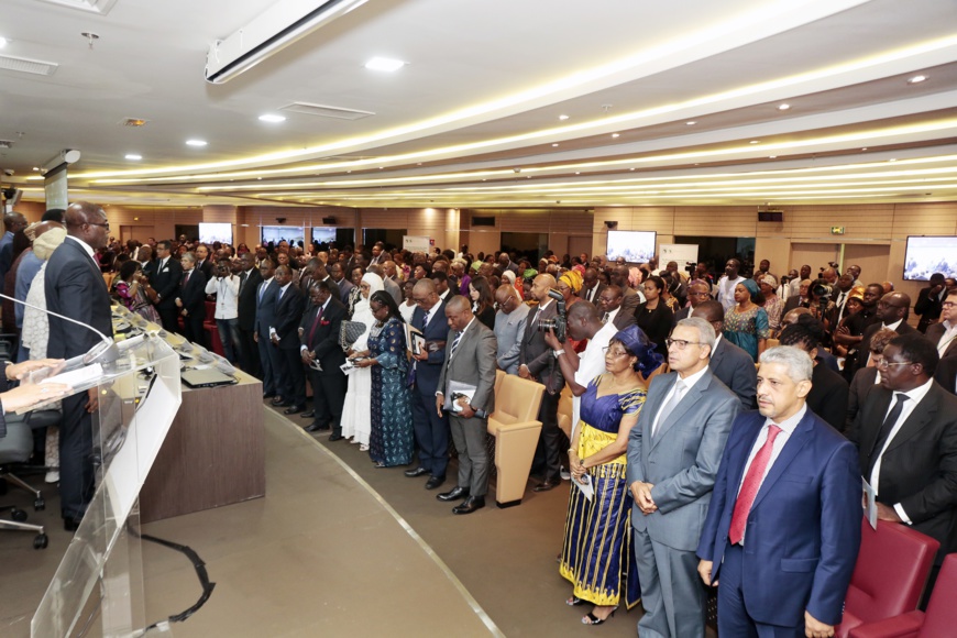 Intense émotion à la cérémonie de la BAD en hommage à feu Babacar Ndiaye, son ancien président Intense émotion à la cérémonie de la BAD en hommage à feu Babacar Ndiaye, son ancien président