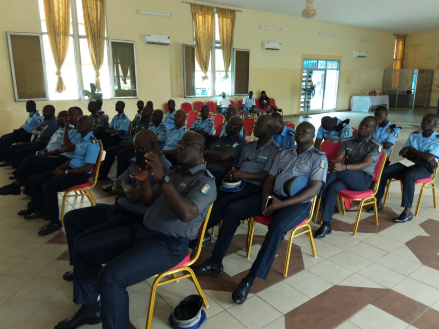 Côte d'Ivoire: Des gendarmes et policiers formés en police technique et scientifique Côte d'Ivoire: Des gendarmes et policiers formés en police technique et scientifique