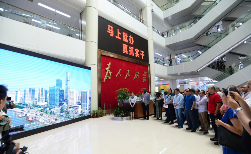 Guests attend the BRICS Political Parties, Think-tanks and Civil Society Organizations Forum at the public service center in Fuzhou, the capital city of Southeast China's Fujian Province on June 12. The three-day forum started June 10 and was hosted by the international department of the Communist Party of China (CPC) Central Committee. (Photo: International department of CPC Central Committee）