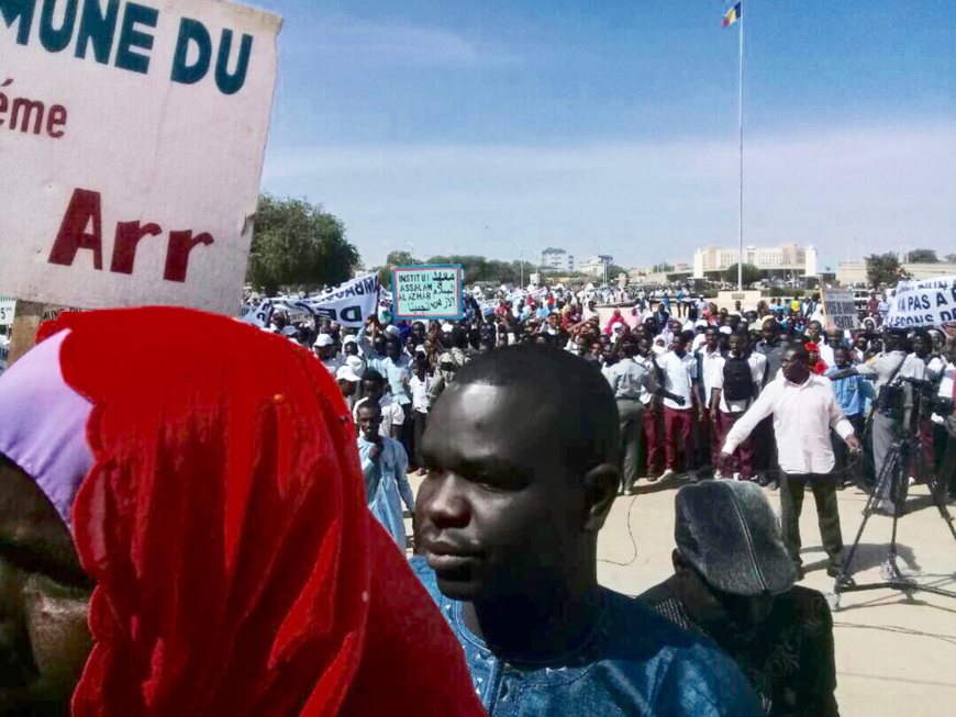 N'Djamena : « Stop aux ingérences des États-Unis » scandent des manifestants N'Djamena : « Stop aux ingérences des États-Unis » scandent des manifestants