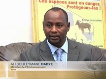 Tchad : Ainsi un ministre s’en va pour une raison de stupidité ! Tchad : Ainsi un ministre s’en va pour une raison de stupidité !