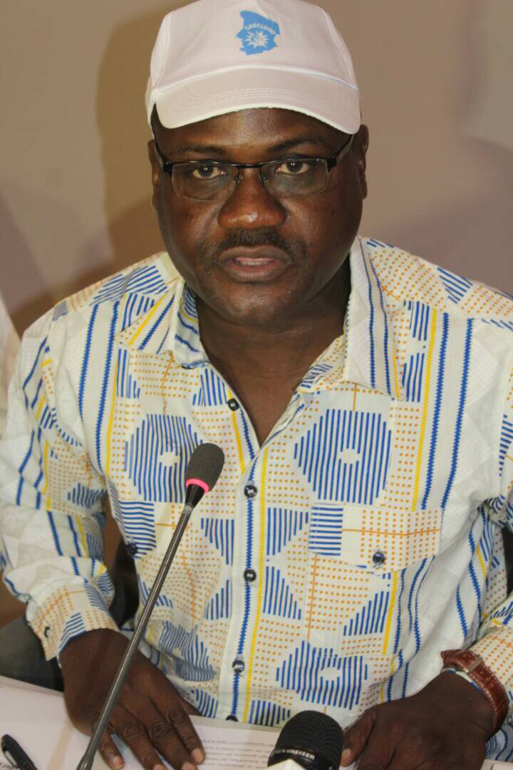 Le Coordinateur de la Coordination des Associations de la Société civile et des Défenses des Droits de l'Homme (CASCIDHO), Mahamat Digadimbaye. Alwihda Info Le Coordinateur de la Coordination des Associations de la Société civile et des Défenses des Droits de l'Homme (CASCIDHO), Mahamat Digadimbaye. Alwihda Info