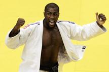 Un judoka. Un judoka.