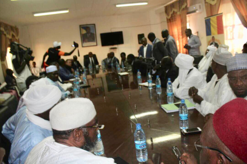 Tchad : le gouvernement justifie l’augmentation du prix de carburant Tchad : le gouvernement justifie l’augmentation du prix de carburant