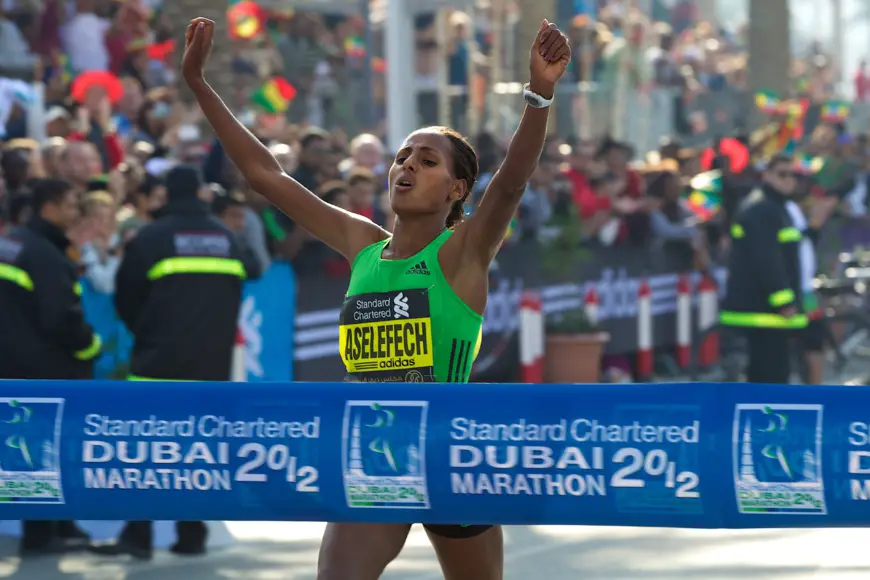 Le triple vainqueur Mirjia et l'ancienne championne du monde Debaba participent au marathon Standard Chartered Dubai